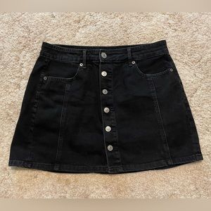 Black American Eagle Size 10 Skirt
